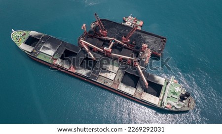 Mothervessel Coal Vessel Assisting Stevedoring Barge Tug