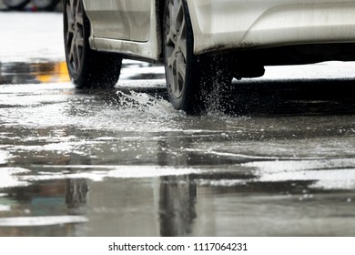 4,511 Tire water splash Images, Stock Photos & Vectors | Shutterstock