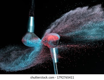 motion effect when two makeup brushes collide