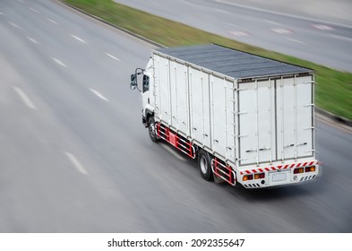 Motion Truck, Truck Running On The Road, Small Truck On The Road, Small White Truck For Logistics On The Road