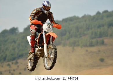 5,941 Red dirt bike Images, Stock Photos & Vectors | Shutterstock