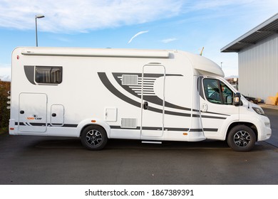 Motor Home For Sale At Soma Caravaning In Warendorf, Germany, 12-04-2020