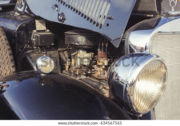 motor vintage\
auto