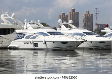 azimut yachts russia