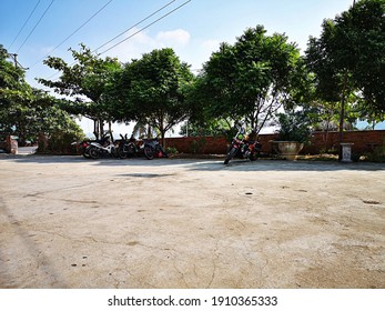 Motorbike parking in front of a hippie hostel on a Cat Ba island.