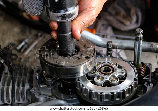 Motorcycle engines, motorcycles have been repaired\
by mechanic for a long\
time