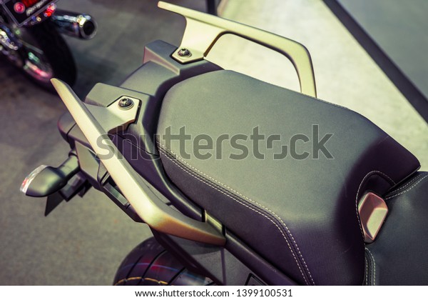 Motorcycle sport seat .Big
Bike seat.