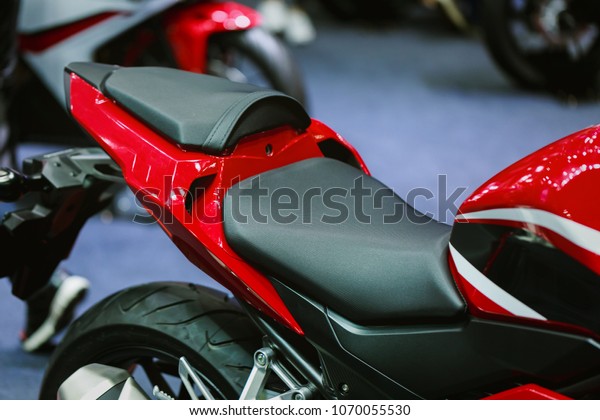 sport bike seat