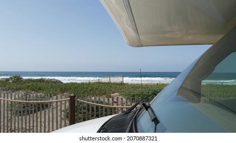 Motorhome Trailer, Caravan For Road Trip. Waterfront Encinitas, Waves Of Pacific Ocean Sea Beach, California Coast USA. Beachfront Vacations, Camper Van RV Motor Home. Mobile Home Campervan. Blue Sky.