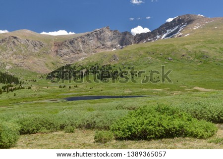 Mount Bierstadt and Mount Spalding scenic view from Guanella Pass Summit (Clear Creek County, Colorado, USA)