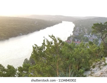 Mount Bonnell Overlook