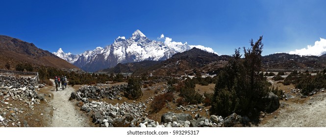 Mount Everest Trail - Khumjung 
