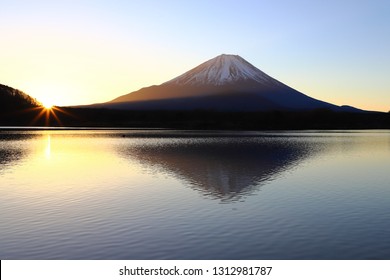 富士山夜景空high Res Stock Images Shutterstock