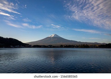 Mount Fuji Tallest Mountain Japan Stock Photo 1566585565 