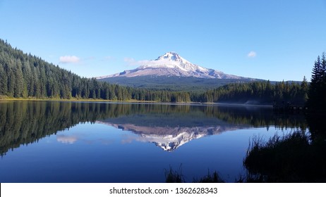 Mount Hood Oregon Trillium Lake Stock Photo 1362628343 | Shutterstock