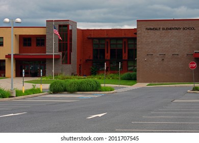 Mount Joy, Pa. USA July 17, 2021 Farmdale Elementary School Is Empty Now Except For Custodial Staff, But In A Few Short Week It Will Be Filled With Teachers And Students.