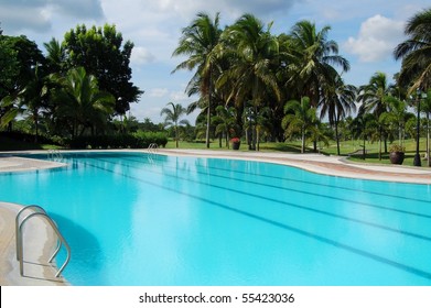 Mount Malarayat Golf And Country Club Swimming Pool