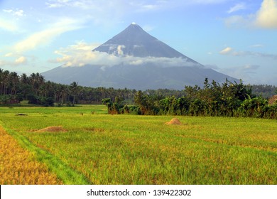 Mount Mayon Volcano, Philippines