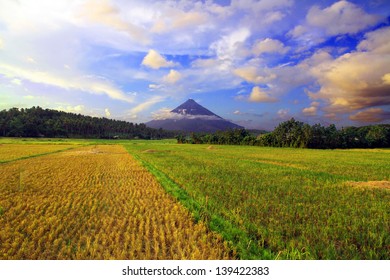 Mount Mayon Volcano, Philippines