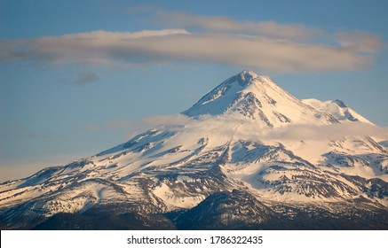 Mount Shasta Cascade Range In California