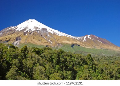 Mount Taranaki (Mount Egmont), New Zealand