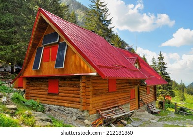 Cabin With Solar Panels Images Stock Photos Vectors Shutterstock