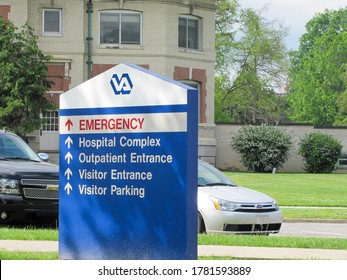 Mountain Home, Tennessee - United States - 05-08-2012 - Veterans' Hospital Direction Sign