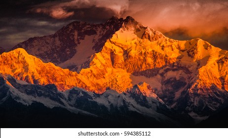 8,390 Darjeeling mountain Images, Stock Photos & Vectors | Shutterstock