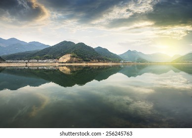 Mountain lake - Shutterstock ID 256245763
