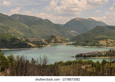 69 Lago Del Turano Images, Stock Photos & Vectors | Shutterstock