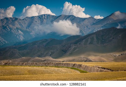 Mountain, light and cloud in Xinjiang