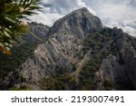 Mountain in Omis, Croatia | Shot on Nikon D610, 1|640, F|5.6, ISO 100, 80mm
