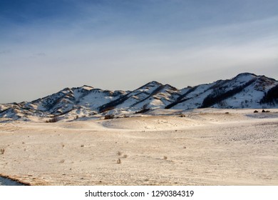 Mountain range in the snow
