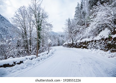 Mountain Road Winter Landscape Snow Path Automobile road