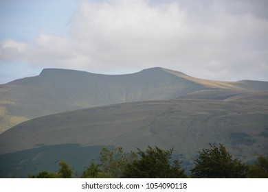 MOUNTAIN SKY CLOUD