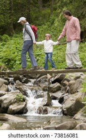 Mountain Trek - Family On Trek