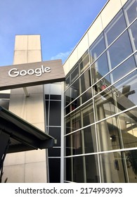 Mountain View CA, USA - NOV 27, 2016 : Google Headquarters