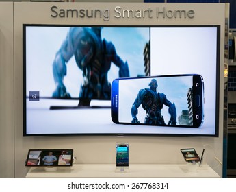 MOUNTAIN VIEW, CA/USA - APRIL 7: Samsung Electronics TV, Tablet, Phones On Display In Best Buy Store On Apr 7, 2015 In Mountain View, CA, USA.