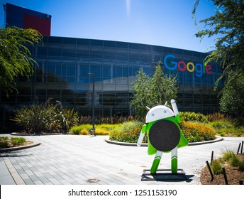 Mountain View, CA/USA - May 21, 2018: Exterior View Of A Googleplex Building, The Corporate Headquarters Complex Of Google And Its Parent Company Alphabet Inc. 