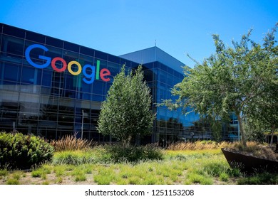 Mountain View, CA/USA - May 21, 2018: Exterior View Of A Googleplex Building, The Corporate Headquarters Complex Of Google And Its Parent Company Alphabet Inc. 