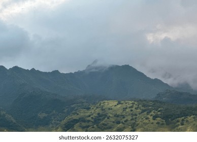 Mountain View with cloud overhanging 