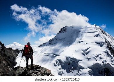 Mountaineer in the swiss alps