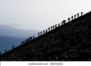 Mountaineering Climbing Group