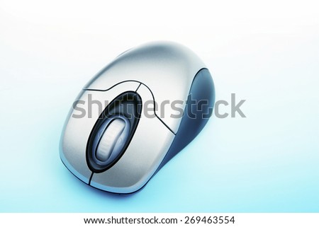 Mouse on Gradient Background