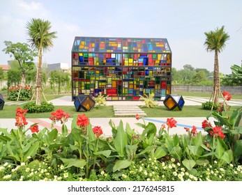 Mozaic Garden Is One Of The Gardens In Surabaya Which Was Built With The Concept Of A Greenhouse With Colorful Glass Ornaments (Surabaya, November 14, 2019)