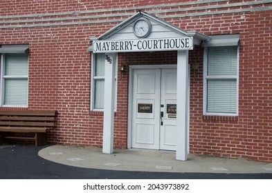 MT AIRY, NORTH CAROLINA, USA -SEPTEMBER 18, 2021 - Replica of Mayberry Courthouse from the Andy Griffith Show serves as a backdrop for annual Mayberry Days celebration. 