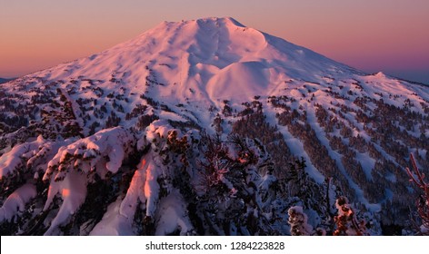 Mt. Bachelor Sunrise Form Tumalo Mountain