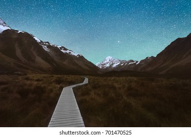 Mt Cook At Night In Hooker Valley