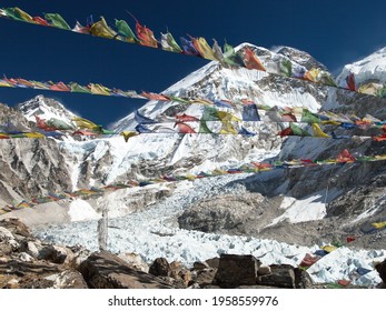 Mt Everest, View from Mount Everest base camp and prayer flags, sagarmatha national park, Khumbu valley, solukhumbu, Nepal Himalayas mountains