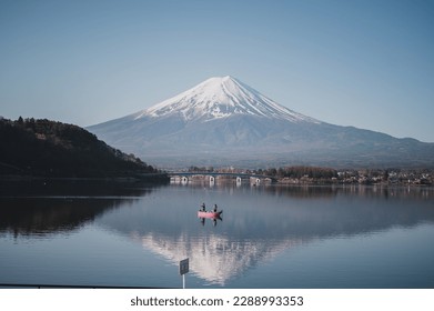 Mt. Fuji (富士山) from Kawaguchi lake 🌸